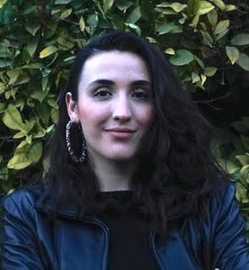 Meet your Posher, Daniela